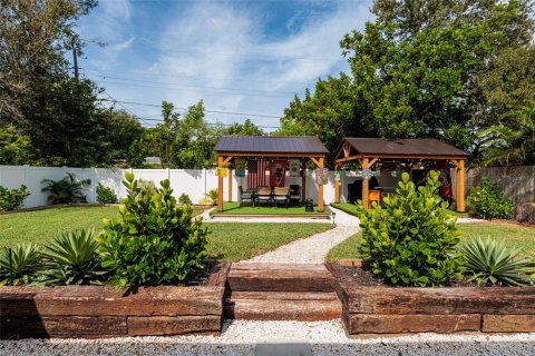 Villa ou maison à vendre à Largo, Floride: 2 chambres, 86.58 m2 № 1907797 - photo 2