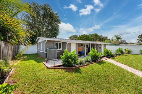 Casa en venta en Largo, Florida, 2 dormitorios, 86.58 m2 № 1907797 - foto 27