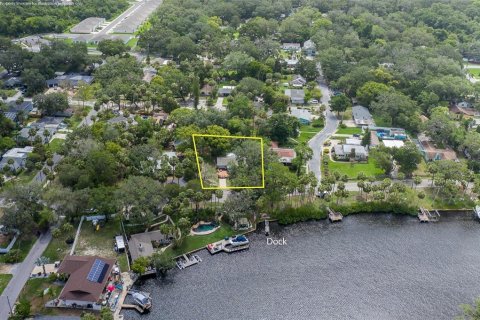 House in New Port Richey, Florida 3 bedrooms, 142.33 sq.m. № 1773455 - photo 9