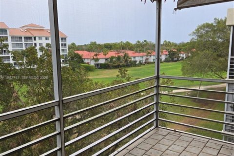 Купить кондоминиум в Помпано-Бич, Флорида 3 спальни, 150.5м2, № 1999182 - фото 20