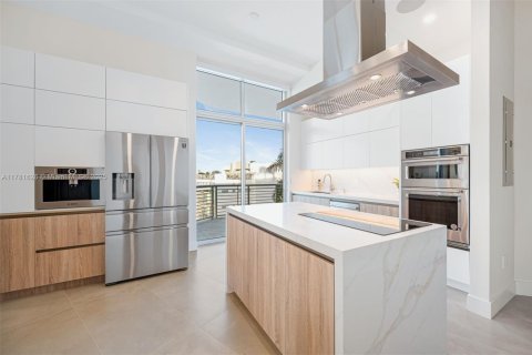 Copropriété à vendre à Miami Beach, Floride: 3 chambres, 194.17 m2 № 1862782 - photo 25