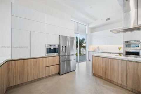 Copropriété à vendre à Miami Beach, Floride: 3 chambres, 194.17 m2 № 1862782 - photo 22