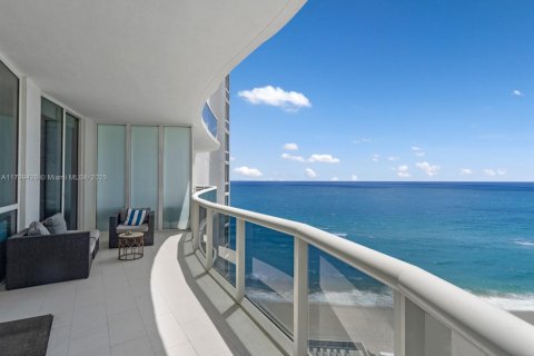 Copropriété à vendre à Sunny Isles Beach, Floride: 2 chambres, 195.65 m2 № 1962683 - photo 7