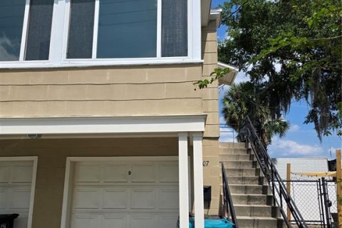 Appartement à Orlando, Floride 2 chambres, 92.9 m2 № 2116303