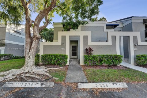 Touwnhouse à vendre à North Lauderdale, Floride: 2 chambres, 123.75 m2 № 1953528 - photo 1