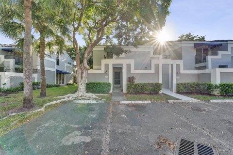 Touwnhouse à vendre à North Lauderdale, Floride: 2 chambres, 123.75 m2 № 1953528 - photo 2