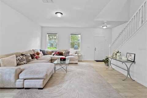 Villa ou maison à vendre à Clermont, Floride: 4 chambres, 252.79 m2 № 2272880 - photo 3