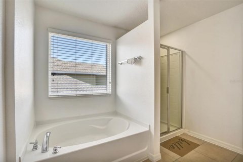 Villa ou maison à vendre à Clermont, Floride: 4 chambres, 252.79 m2 № 2272880 - photo 16
