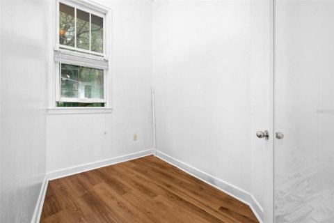 Commercial property in Gainesville, Florida 301 sq.m. № 2393809 - photo 12
