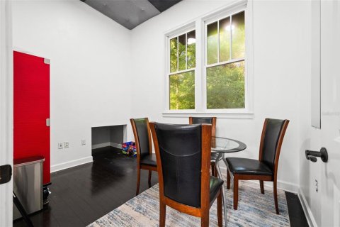 Commercial property in Gainesville, Florida 301 sq.m. № 2393809 - photo 27