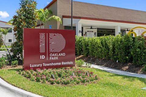 Adosado en alquiler en Oakland Park, Florida, 3 dormitorios, 149.48 m2 № 2008719 - foto 22