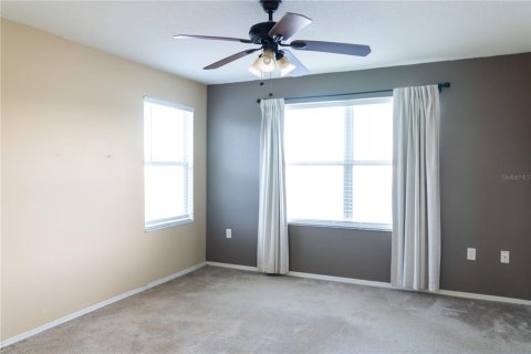 Townhouse in Sanford, Florida 2 bedrooms, 121.52 sq.m. № 2212797 - photo 14
