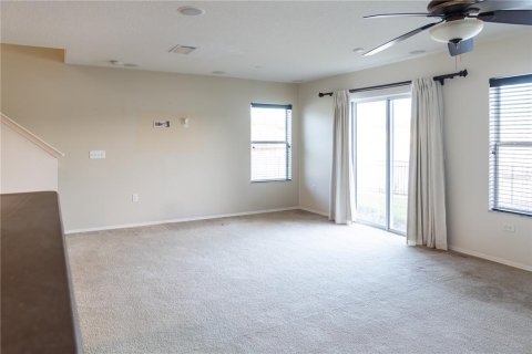 Townhouse in Sanford, Florida 2 bedrooms, 121.52 sq.m. № 2212797 - photo 7