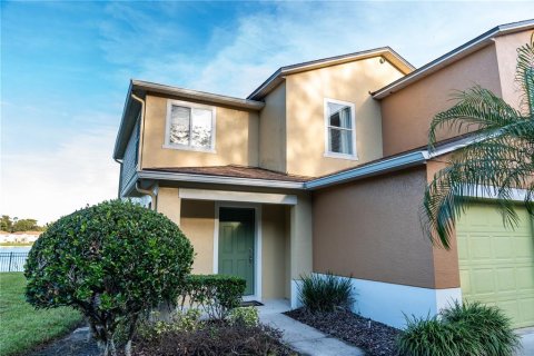 Townhouse in Sanford, Florida 2 bedrooms, 121.52 sq.m. № 2212797