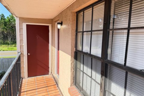 Condominio en alquiler en Land O' Lakes, Florida, 2 dormitorios, 74.32 m2 № 1882758 - foto 2