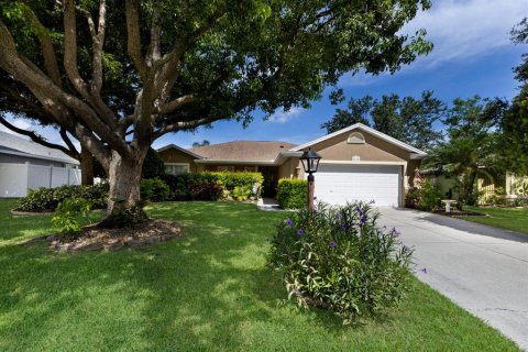 Casa en venta en Palmetto, Florida, 3 dormitorios, 144.18 m2 № 1828470 - foto 1