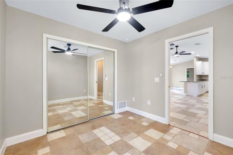 House in Englewood, Florida 4 bedrooms, 187.66 sq.m. № 1795072 - photo 27