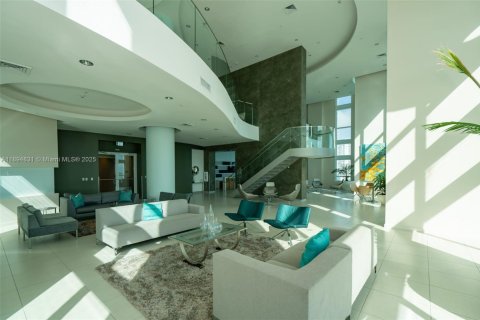 Copropriété à louer à Miami, Floride: 2 chambres, 128.02 m2 № 1949265 - photo 20