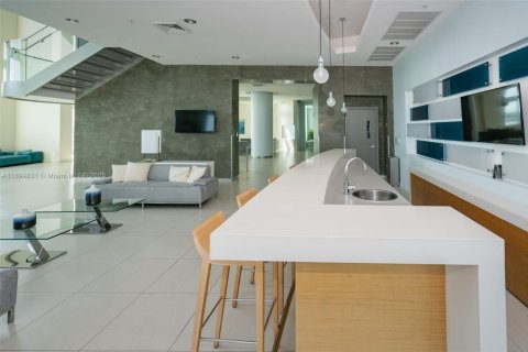 Copropriété à louer à Miami, Floride: 2 chambres, 128.02 m2 № 1949265 - photo 23