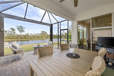 House in Nokomis, Florida 3 bedrooms, 186.36 sq.m. № 1907474 - photo 2