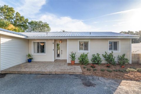 Casa en venta en Crystal River, Florida, 3 dormitorios, 139.45 m2 № 1838529 - foto 4