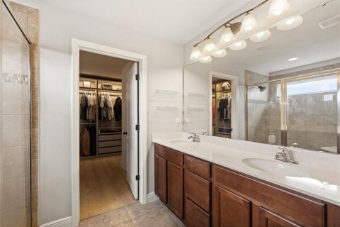 Villa ou maison à vendre à Davenport, Floride: 4 chambres, 246.75 m2 № 2149992 - photo 25
