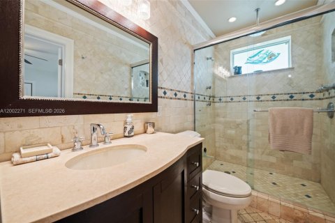 House in Pinecrest, Florida 5 bedrooms, 314.85 sq.m. № 2067706 - photo 27