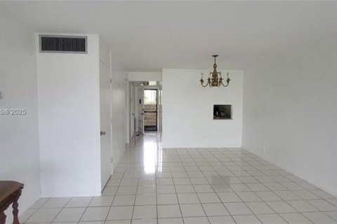 Condominio en venta en Lake Worth, Florida, 2 dormitorios, 87.24 m2 № 1864843 - foto 26