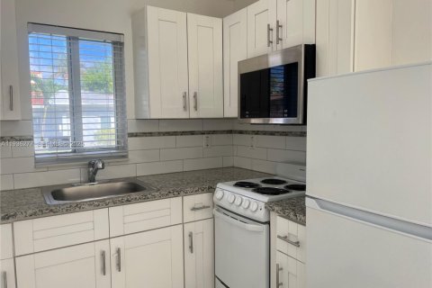 Apartment in Miami, Florida № 1994309 - photo 1