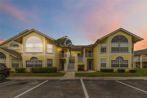 Condominio en Kissimmee, Florida, 3 dormitorios № 2239830