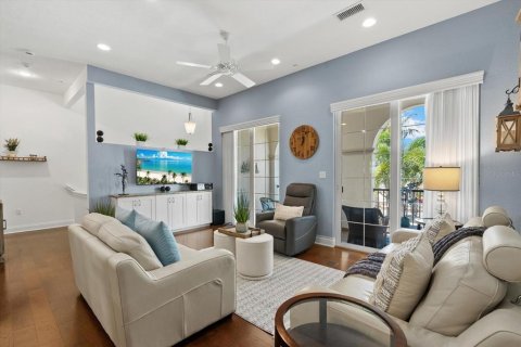 Touwnhouse à vendre à Venice, Floride: 2 chambres, 164.16 m2 № 2232140 - photo 9