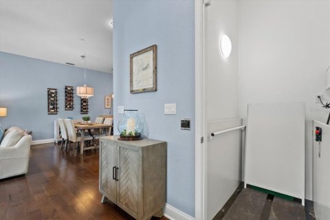 Touwnhouse à vendre à Venice, Floride: 2 chambres, 164.16 m2 № 2232140 - photo 7