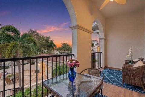 Touwnhouse à vendre à Venice, Floride: 2 chambres, 164.16 m2 № 2232140 - photo 4