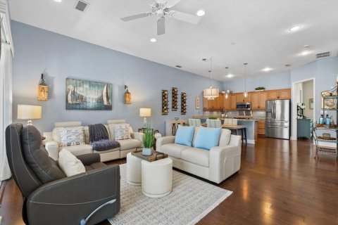 Touwnhouse à vendre à Venice, Floride: 2 chambres, 164.16 m2 № 2232140 - photo 2