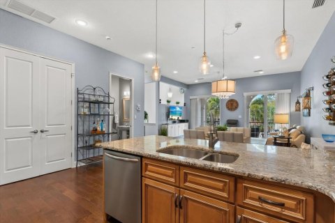 Touwnhouse à vendre à Venice, Floride: 2 chambres, 164.16 m2 № 2232140 - photo 15