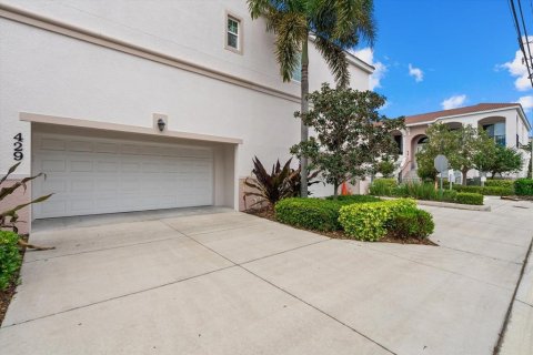 Touwnhouse à vendre à Venice, Floride: 2 chambres, 164.16 m2 № 2232140 - photo 5