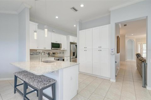 House in Bradenton, Florida 3 bedrooms, 196.67 sq.m. № 2223814 - photo 10