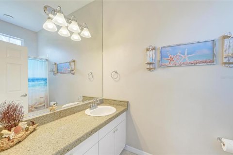 House in Bradenton, Florida 3 bedrooms, 196.67 sq.m. № 2223814 - photo 24
