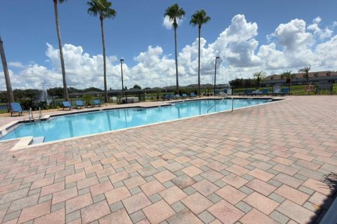Townhouse in Kissimmee, Florida 3 bedrooms, 181.81 sq.m. № 2383404 - photo 26