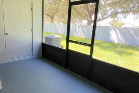 Townhouse in Kissimmee, Florida 3 bedrooms, 181.81 sq.m. № 2383404 - photo 23