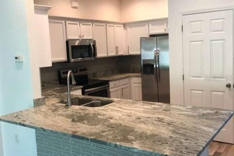 Townhouse in Kissimmee, Florida 3 bedrooms, 181.81 sq.m. № 2383404 - photo 6