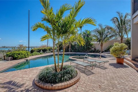 Villa ou maison à vendre à Nokomis, Floride: 4 chambres, 519.32 m2 № 2405272 - photo 10