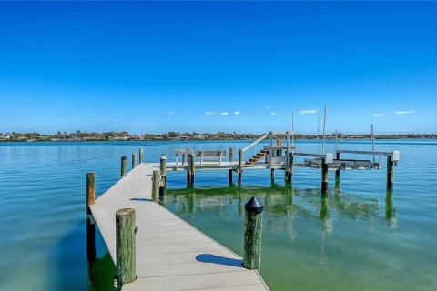 Villa ou maison à vendre à Nokomis, Floride: 4 chambres, 519.32 m2 № 2405272 - photo 12
