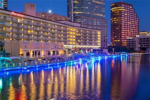 Touwnhouse à vendre à Tampa, Floride: 5 chambres, 331.1 m2 № 2236303 - photo 23