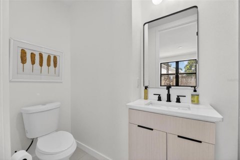 Touwnhouse à vendre à Tampa, Floride: 5 chambres, 331.1 m2 № 2236303 - photo 16