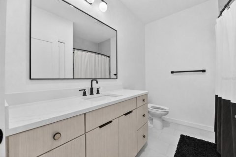 Touwnhouse à vendre à Tampa, Floride: 5 chambres, 331.1 m2 № 2236303 - photo 13