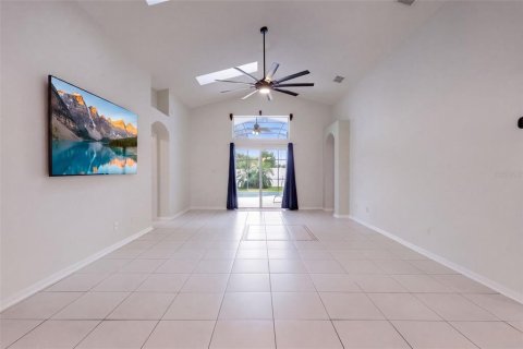 Villa ou maison à vendre à Clermont, Floride: 5 chambres, 203.18 m2 № 2409014 - photo 15