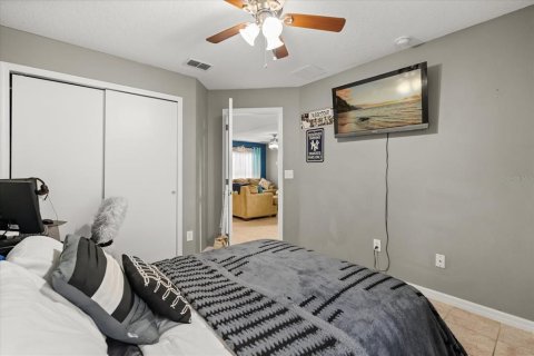 Townhouse in Orlando, Florida 3 bedrooms, 167.13 sq.m. № 1850242 - photo 23