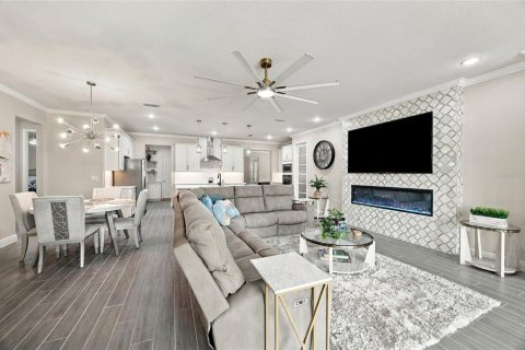 House in Parrish, Florida 4 bedrooms, 252.69 sq.m. № 2395641 - photo 30