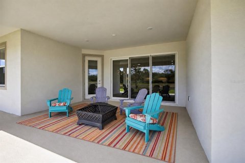 House in Parrish, Florida 4 bedrooms, 252.69 sq.m. № 2395641 - photo 15
